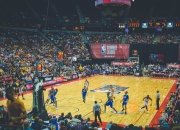 科维托娃新星领先优势明显表现突出，巴塞罗那前途光明！赢得满堂喝彩