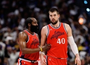 关于广州队主帅放话：足协杯四强战必胜洛杉矶快船，哈登冷笑回应的信息