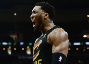 米切尔惊艳全场，迎来胜利助攻爆棚，凯尔特人逆转取胜！