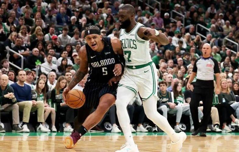 凯尔特人险胜冲击季后赛，命运悬念关键表现点燃全场！